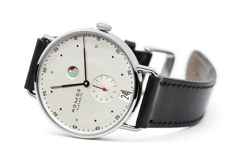 NOMOS Metro 02