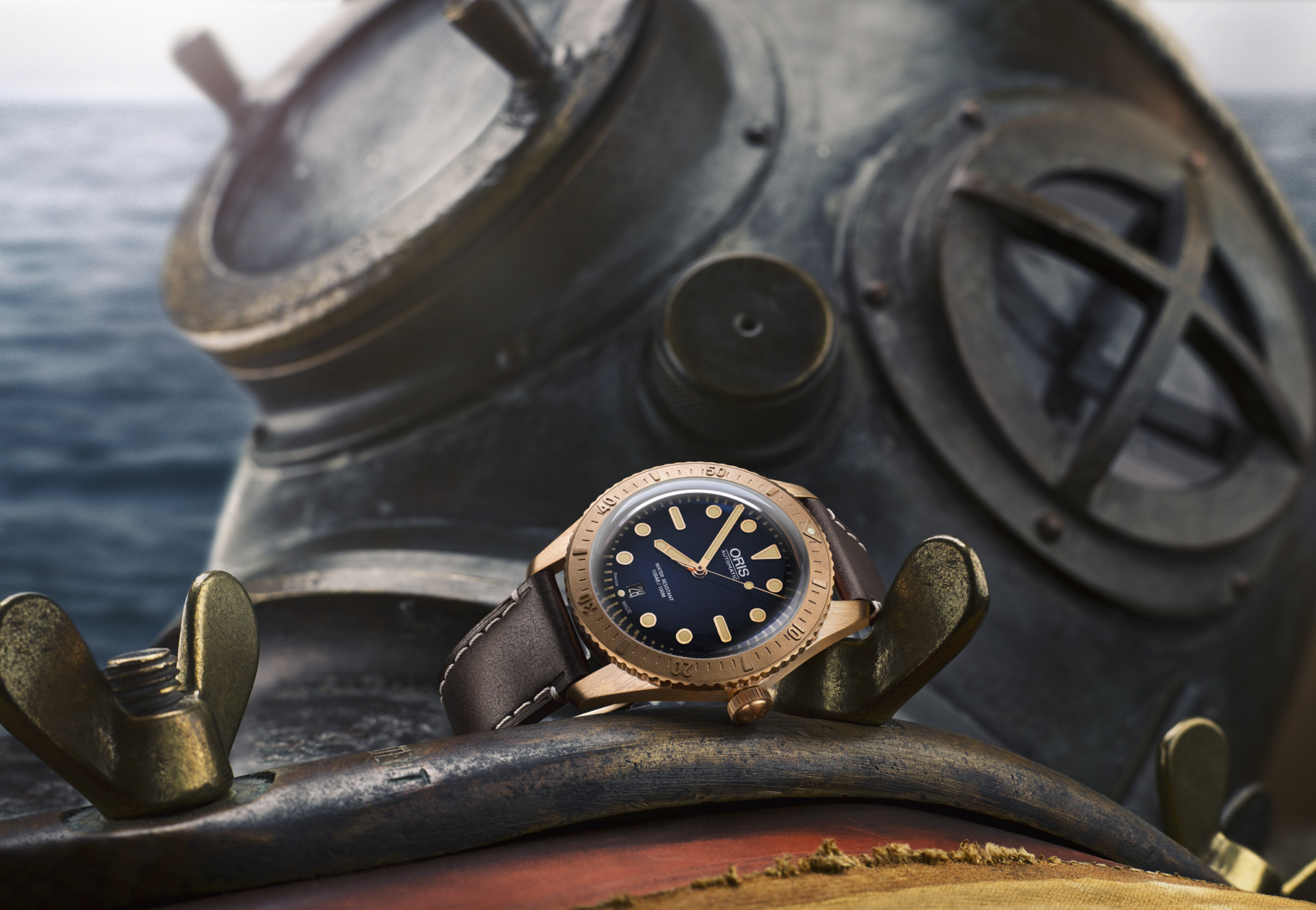 01 733 7720 3185 set ls oris carl brashear limited edition highres 4817