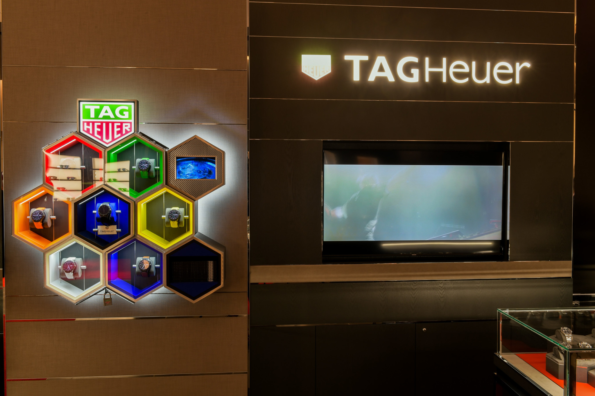 20160810 - tag heuer sydney store launch  - atmosphere- photo- ken butti(0032)