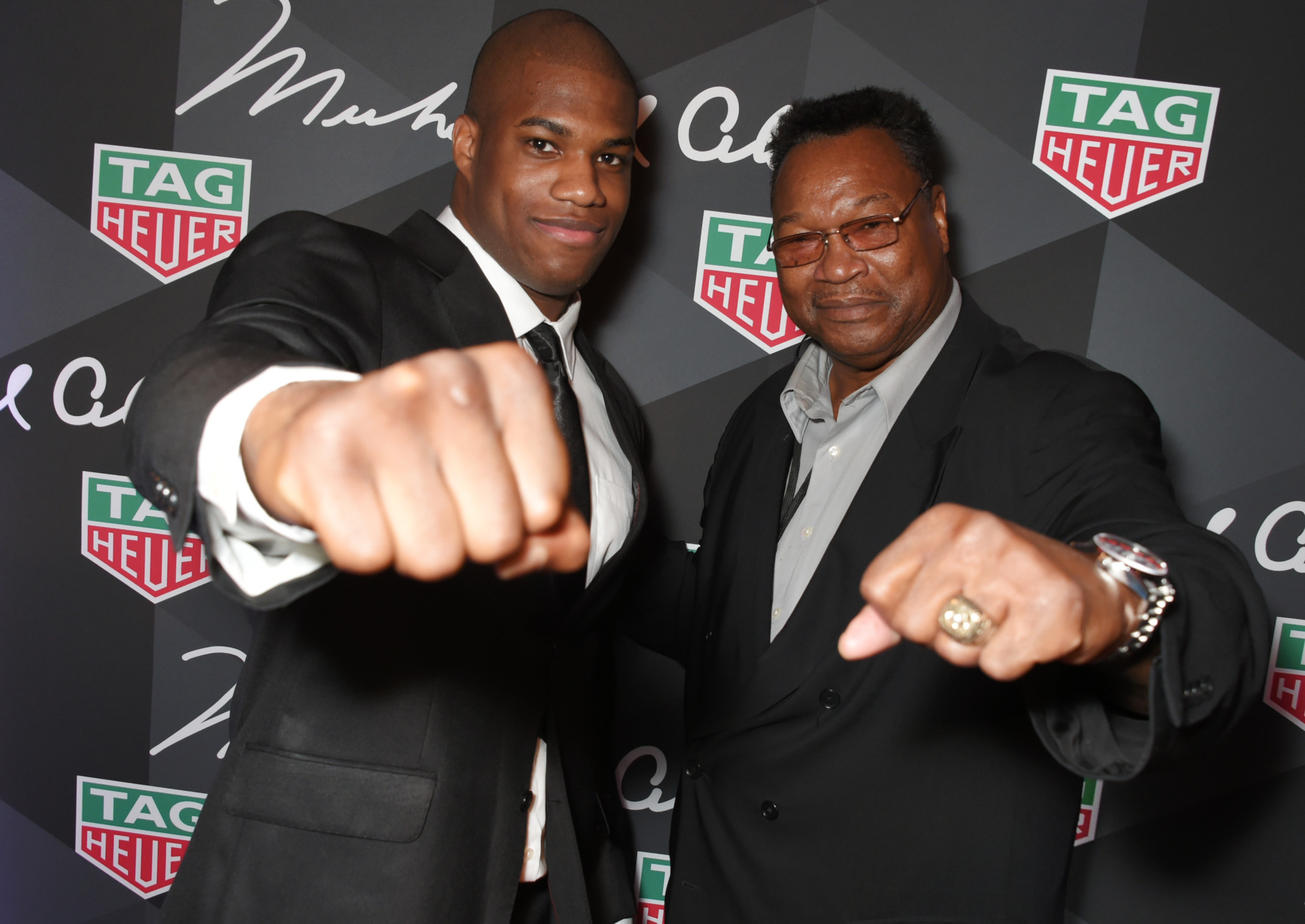 London, england - october 10:  daniel dubois (l) and larry holmes attend the launch of the tag heuer muhammad ali limited edition timepieces at bxr gym on october 10, 2017 in london, england. Pic credit: dave benett