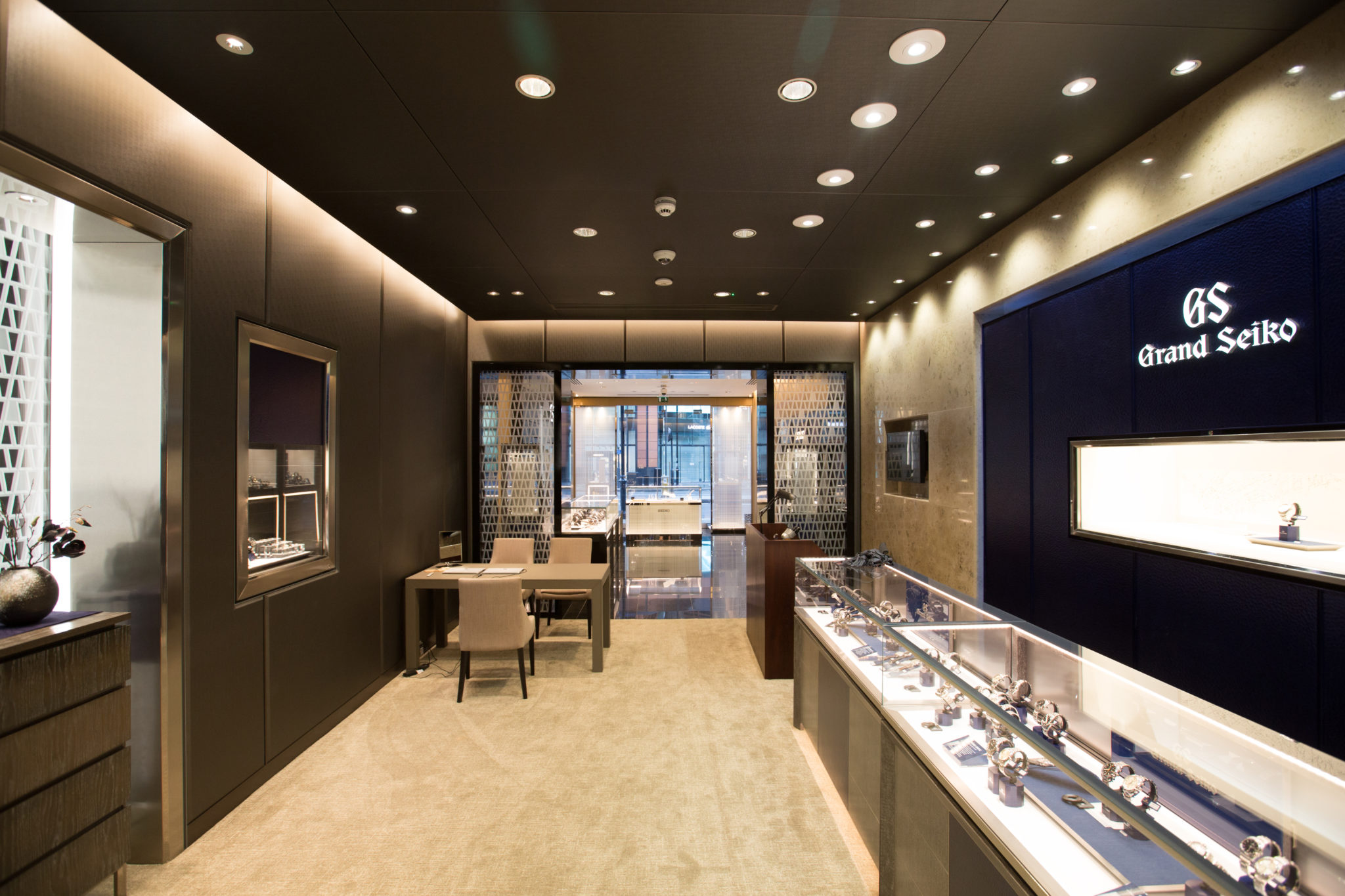 Grand Seiko Secures A Pop-up Boutique Within Harrods' Heathrow Store