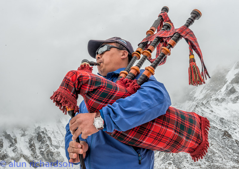 Everest bagpipes