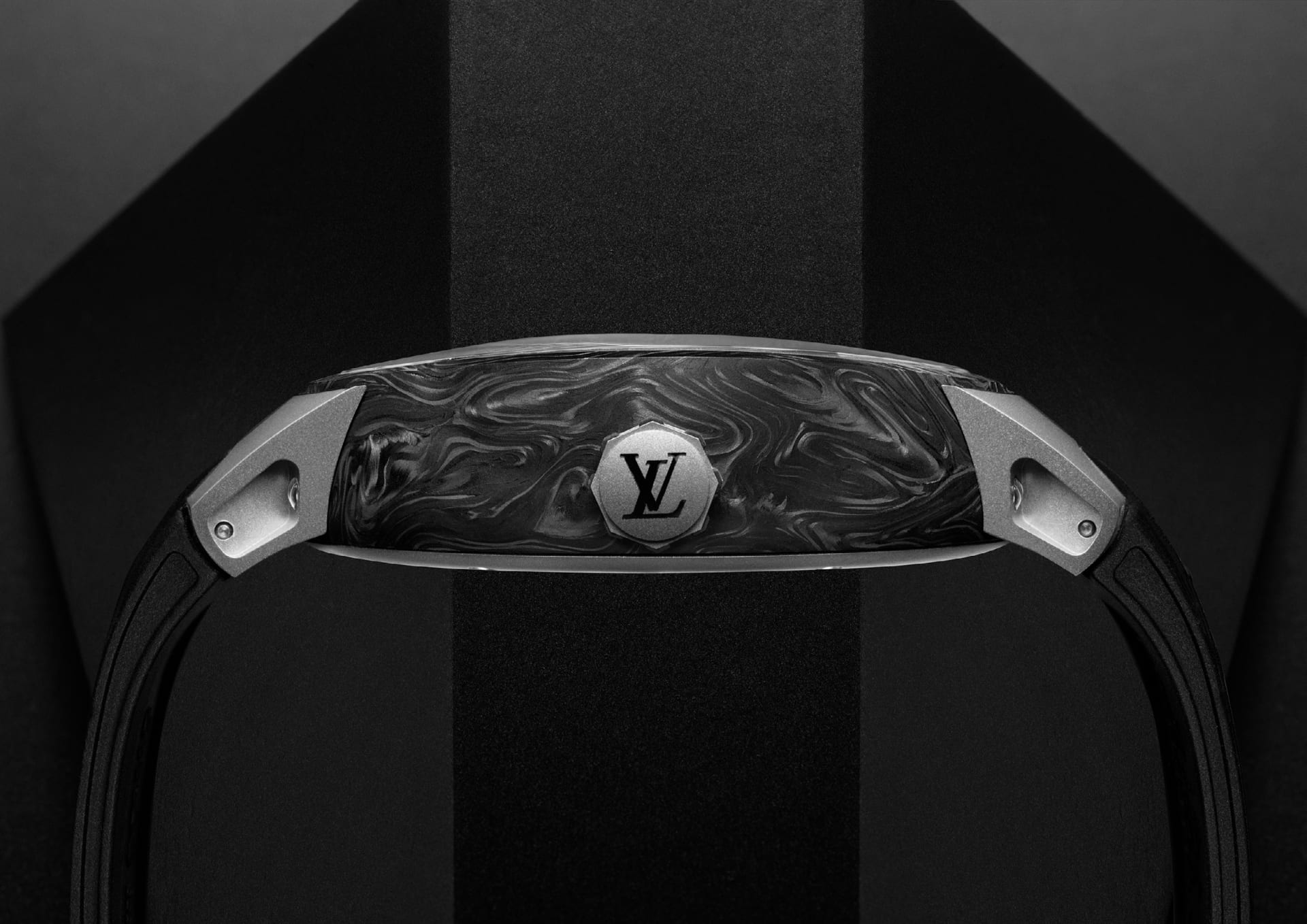 Louis Vuitton Tambour Curve Tourbillon Volant Poinçon De Genève