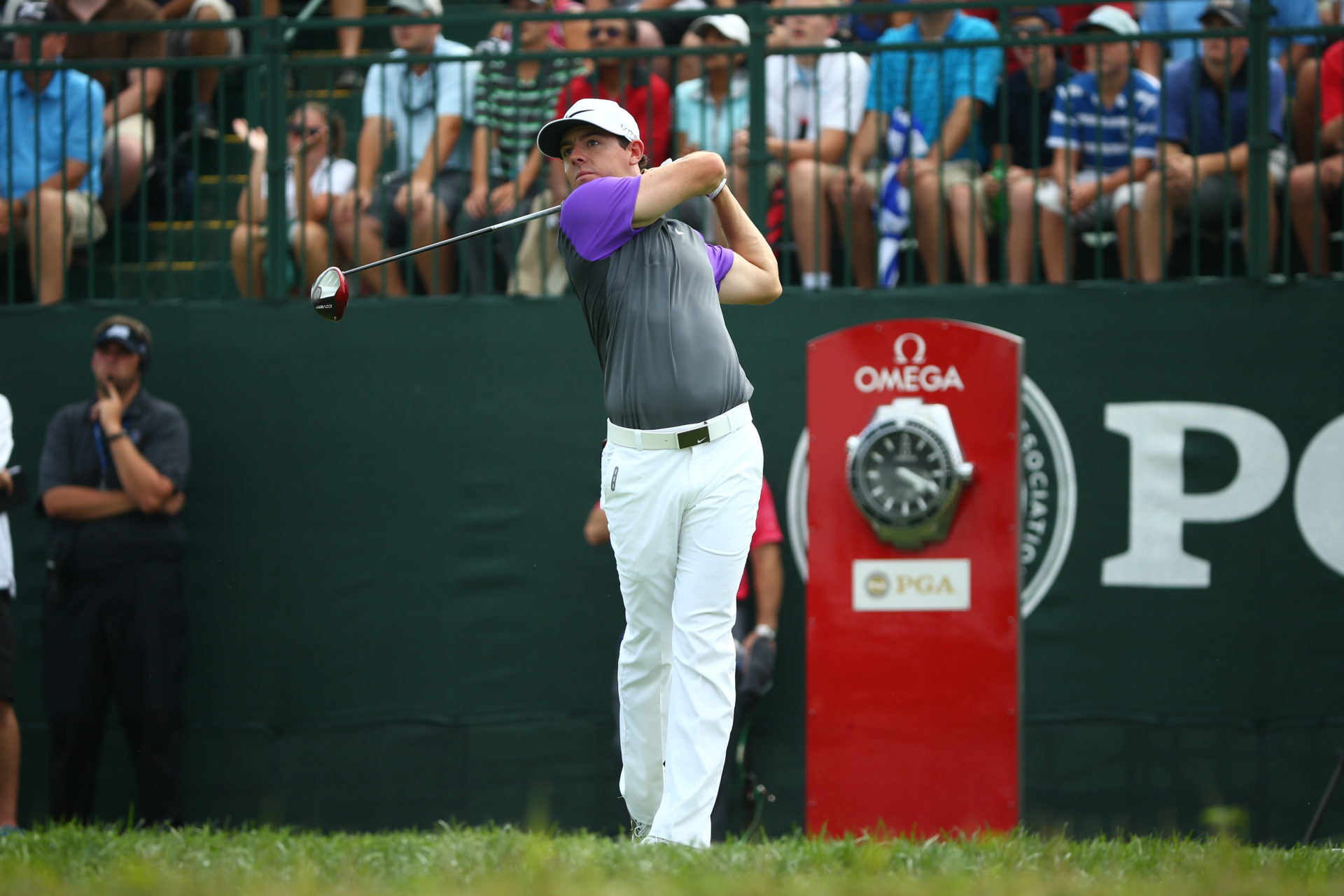 Mcilroy tees off on the final day of the 2014 pga championship