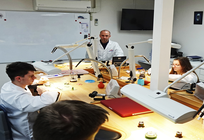 Watchmakingapprenticeships