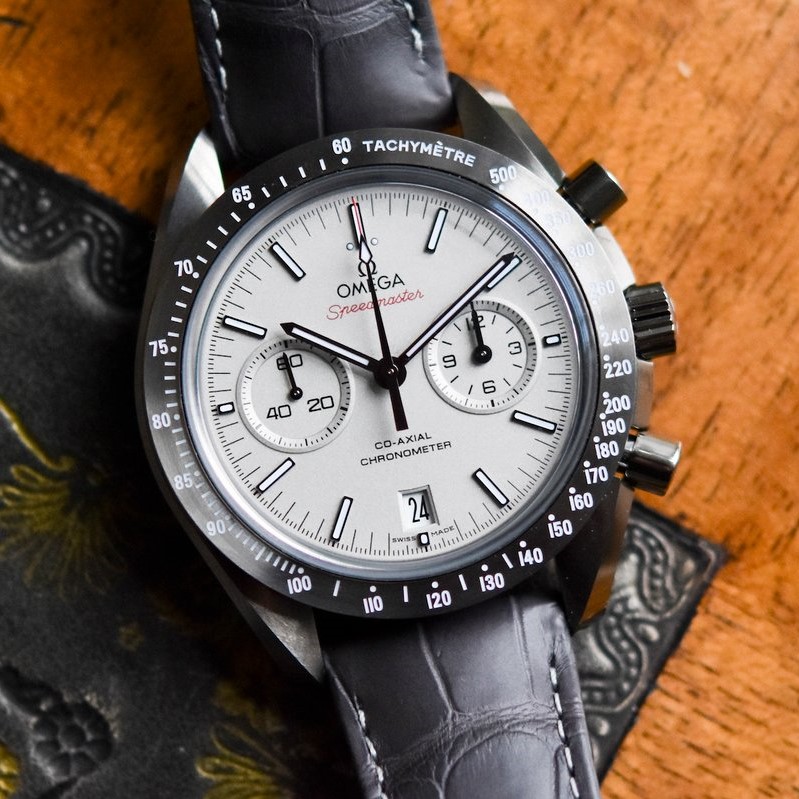 Omega speedmaster grey side of the moon