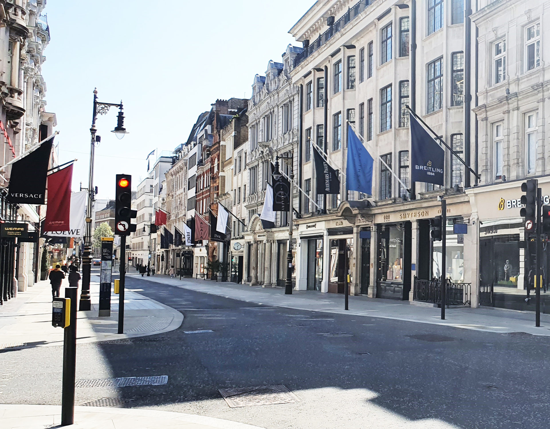 Nmmlbd7j bond street empty