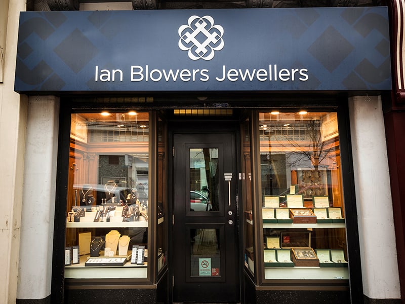 Blowers jewellers hull