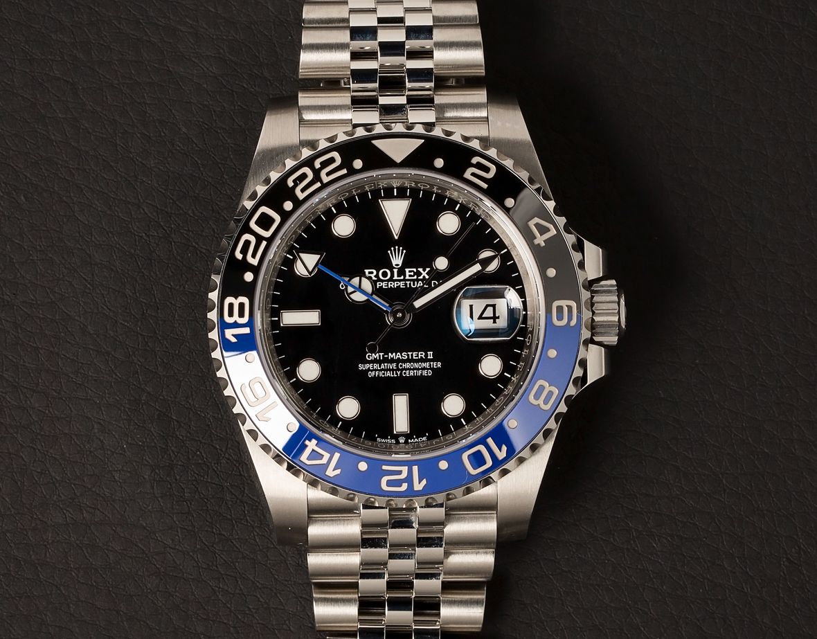 Rolex GMT-Master II 'Batman' VS Submariner 'Hulk' — which watch