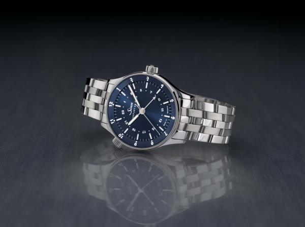 Sinn dual time sale