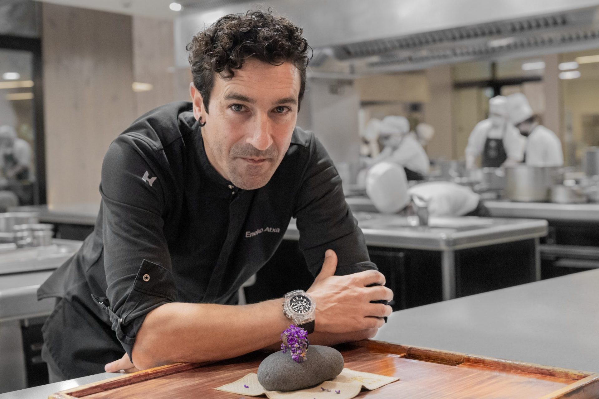 Hublot friend of the brand 3 michelin star chef eneko atxa emplatado cocina 3