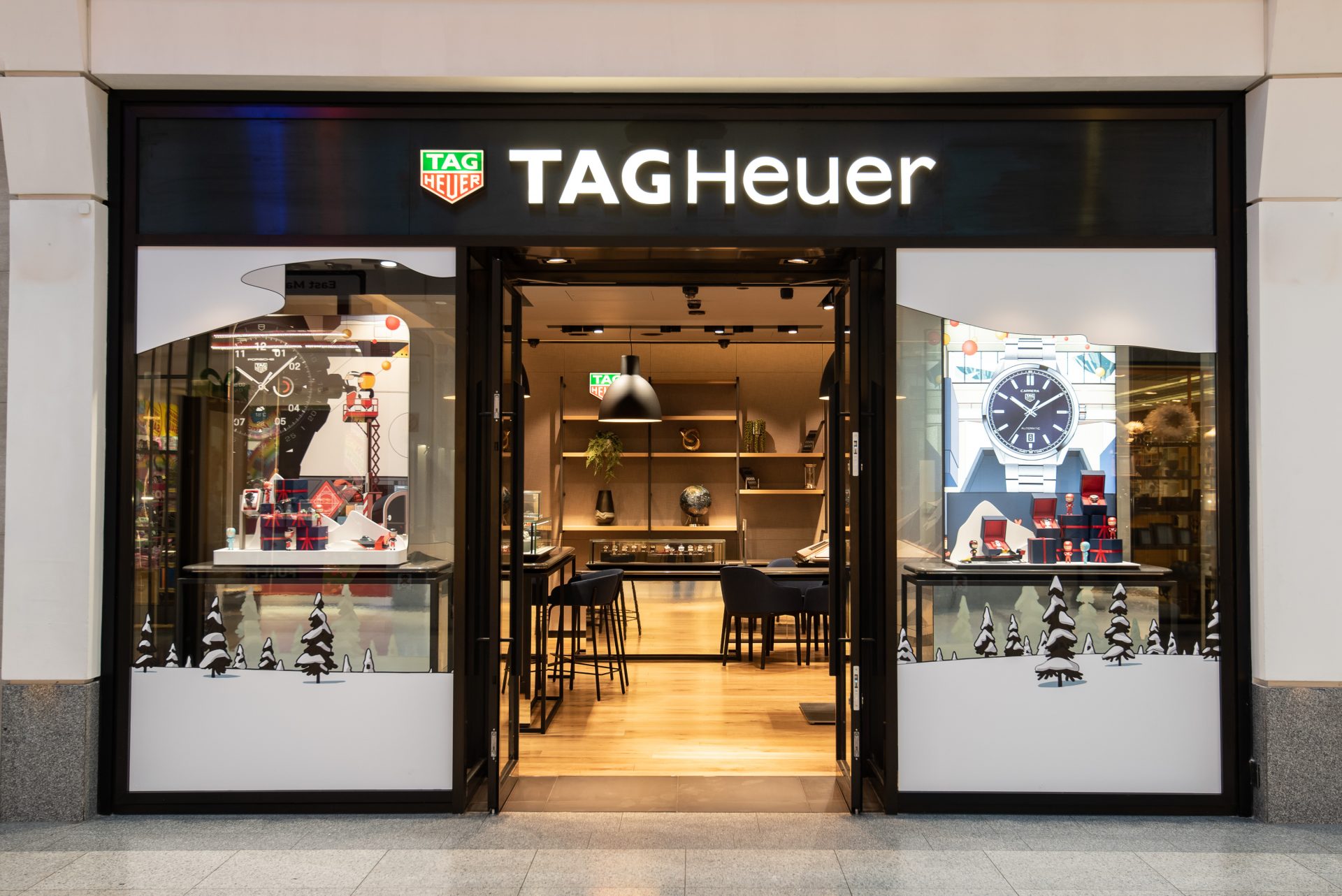 TAG Heuer, Shopping