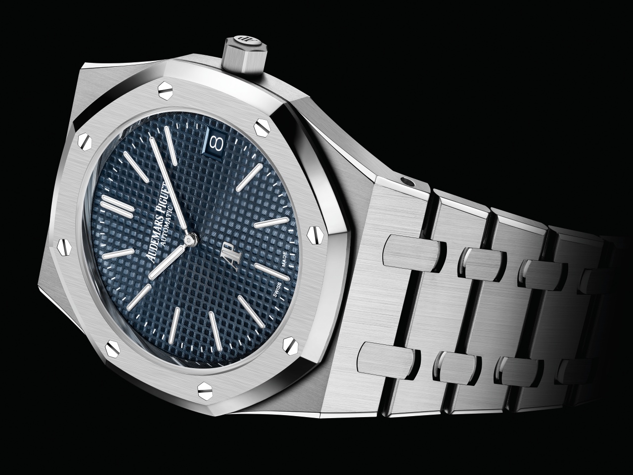 Welcome To The New Audemars Piguet Royal Oak Jumbo Extra Thin