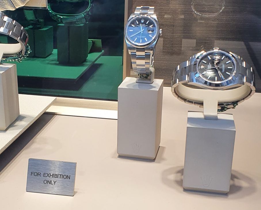 Rolex's "Exhibition Only" Watch Displays Are Customers Online