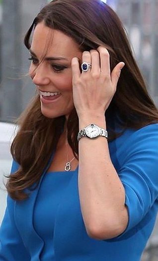 Duchess of cambridge cartier ballon bleu e1653561134583