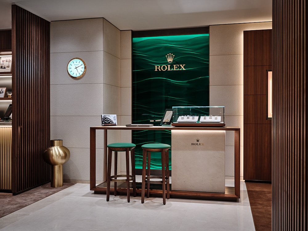 Loupe milton keynes features a dedicated showroom for prestigious watch brand rolex 2