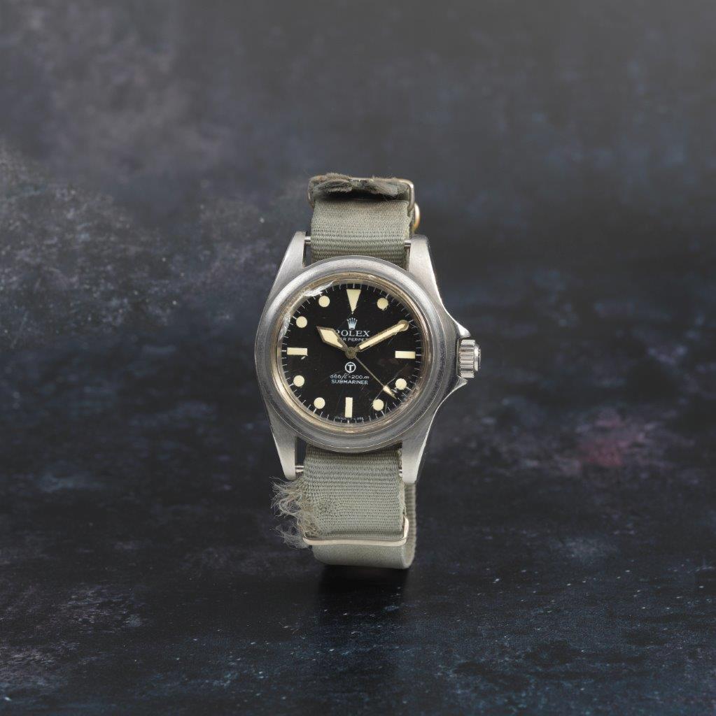 Rolex military automatic wristwatch issued to the royal navy military submariner ref 5513 5517 circa 1975