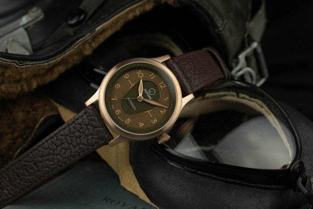 Isotope Watches Pays Homage To WWII Pilots With