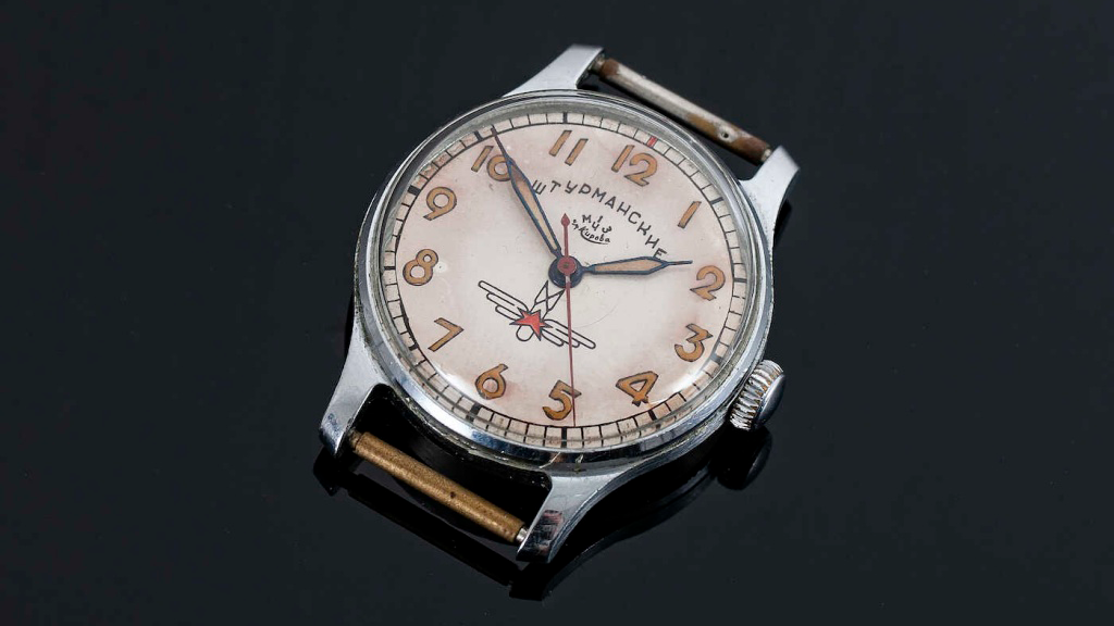 03 the sturmanskie watch worn by yuri gagarin