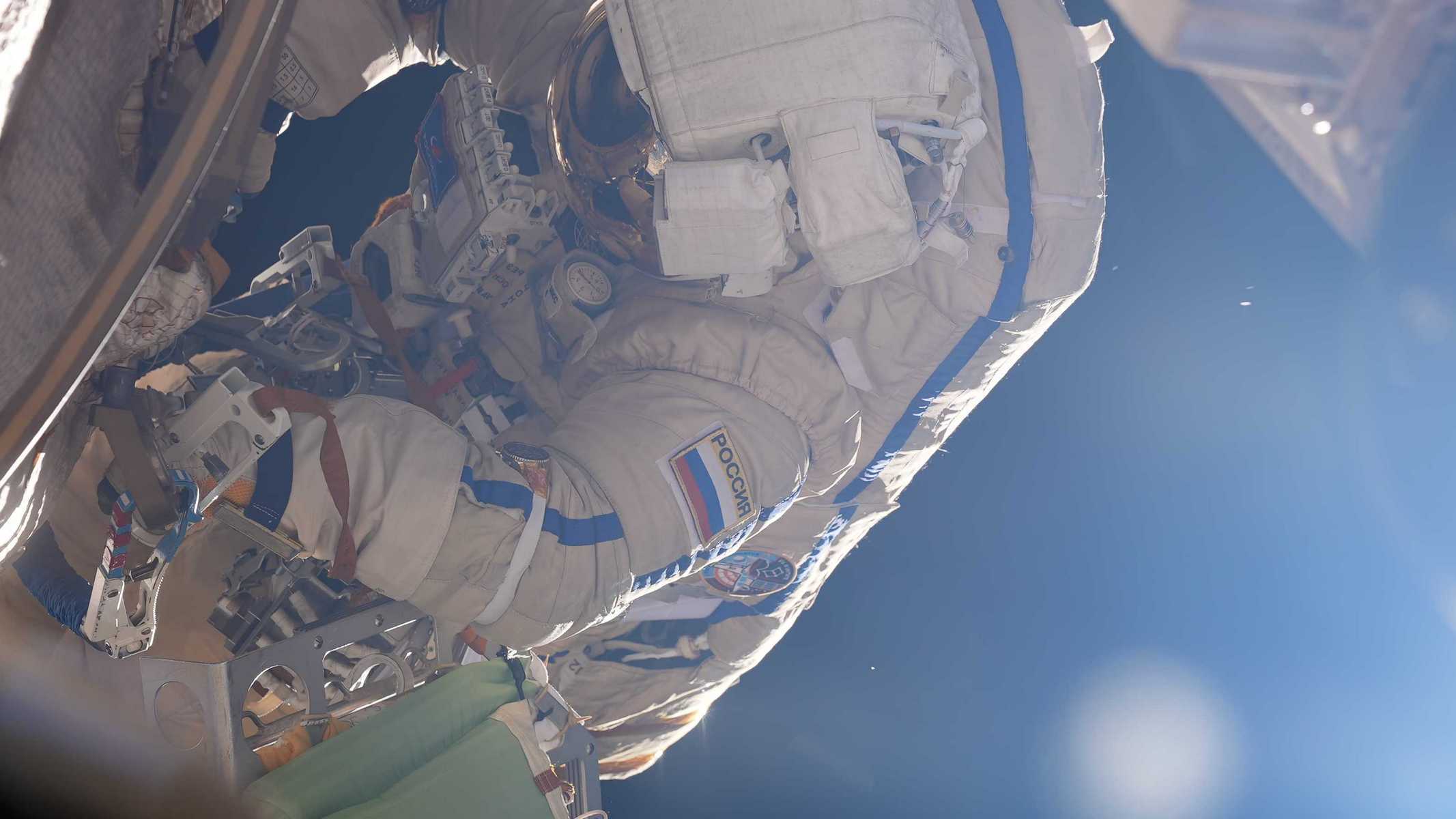 09 spacewalk with konstantin chaykin s watch