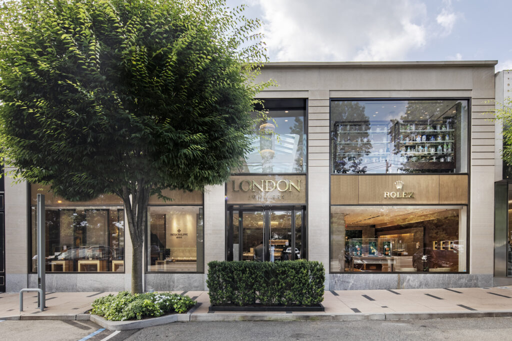GREATEST SHOWROOMS London Jewelers, Long Island, NY, USA