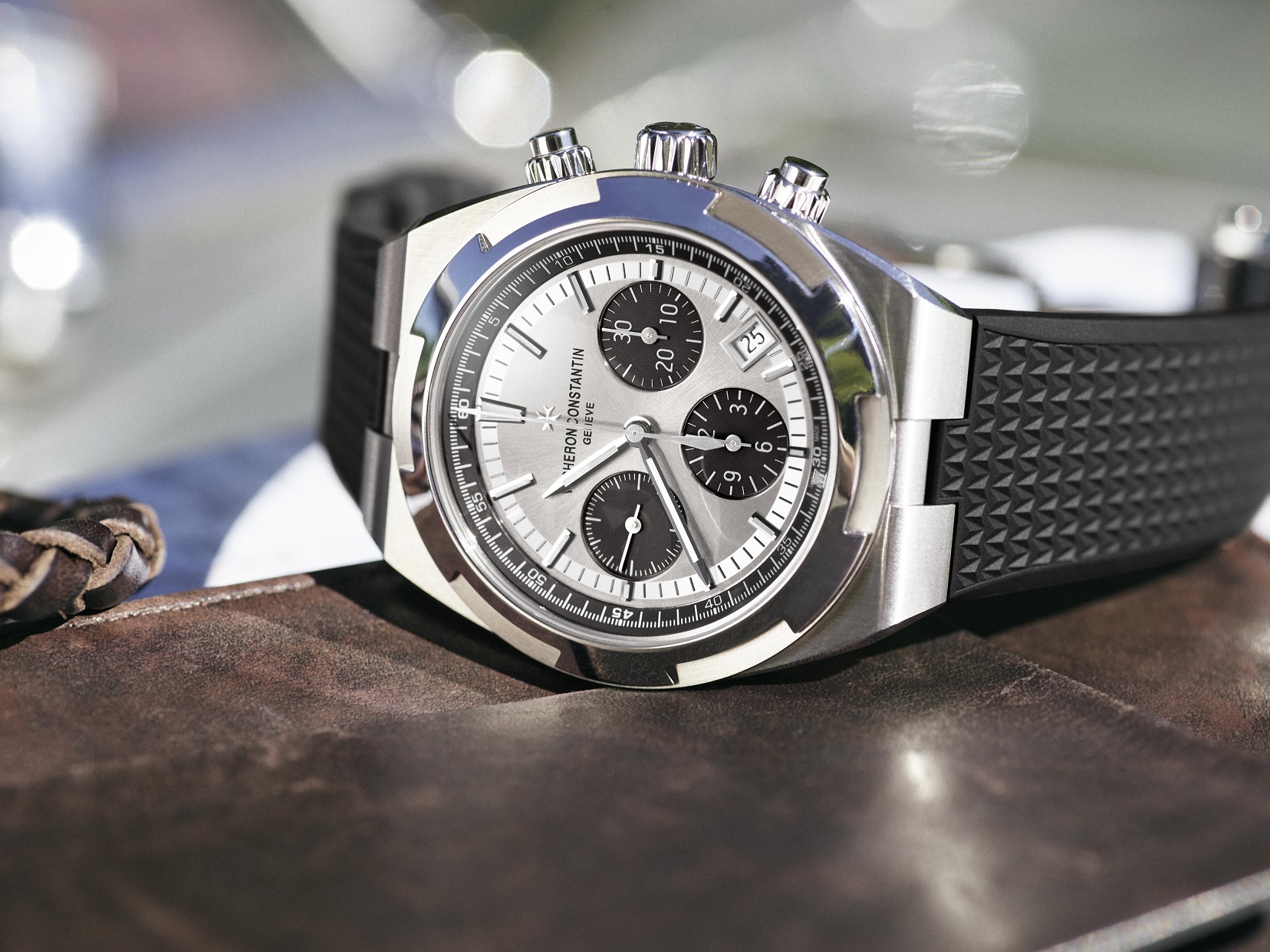 Vacheron constantin's 'panda dial' overseas chronograph new vacheron constantin overseas chronograph panda 14