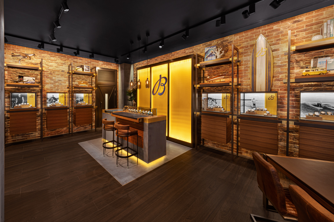 Breitling cabot circus boutique picture 3
