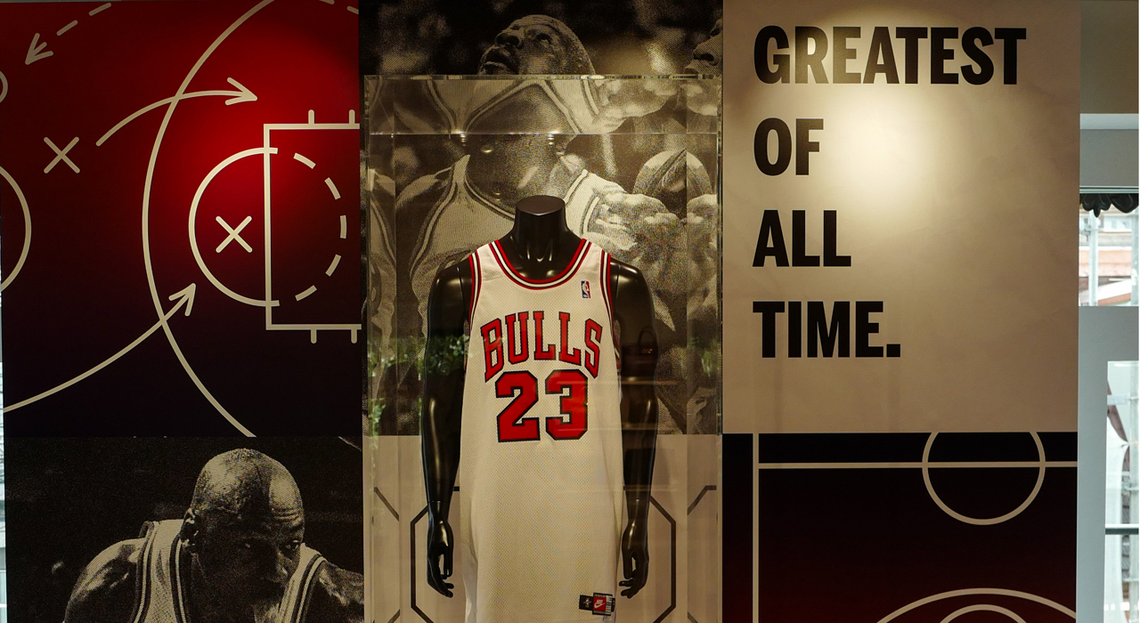 Eop1ehuw sothebys salon zurich michael jordan the last dance jersey estimated at �1 2million 1