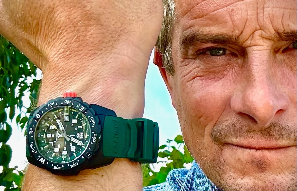 Luminox bear grylls