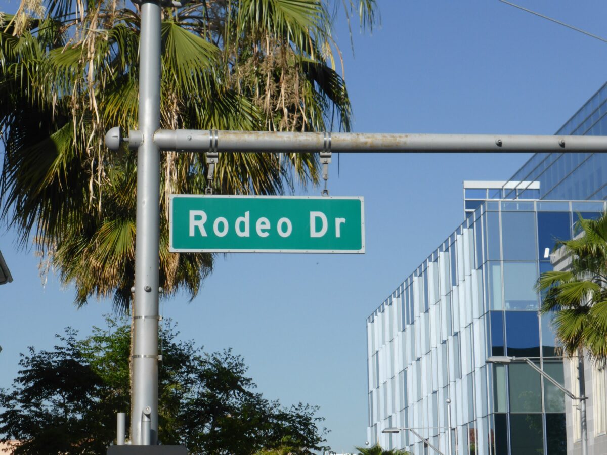 #RodeoDrive Beats #BondStreet To Title As World’s Most Instagrammable ...