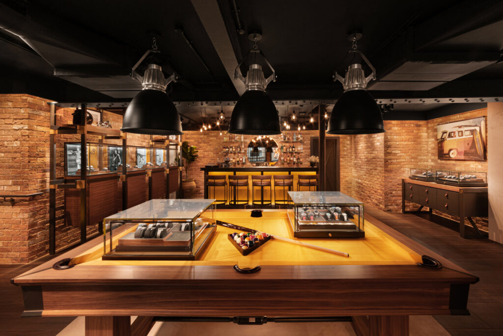 百年灵利兹 11 店