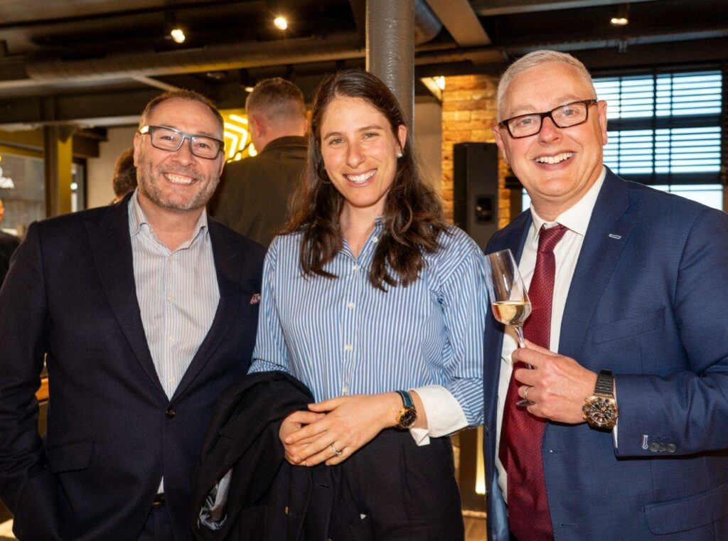 加文·墨菲和康塔西蒙·沃尔顿