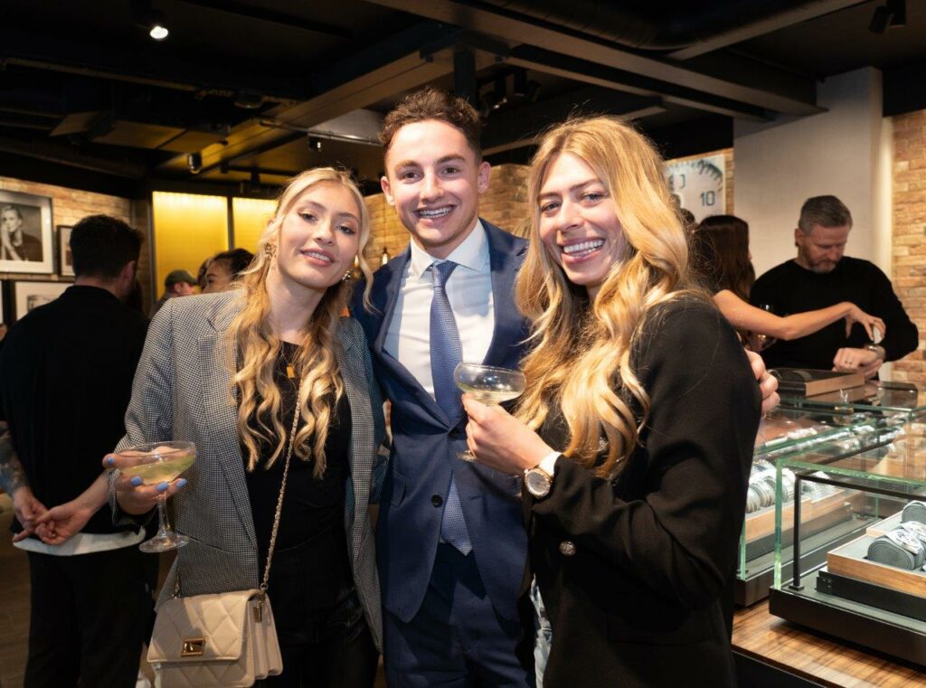 汉娜·怀特利和她的妹妹波莉