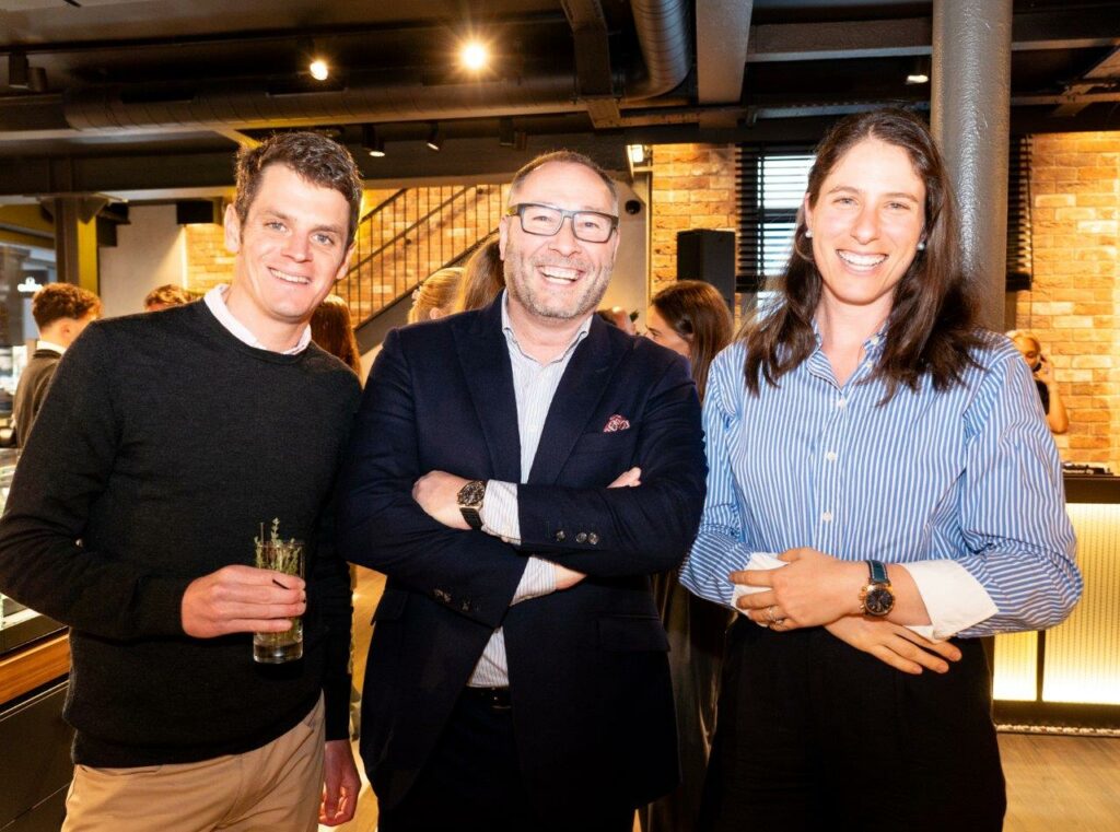 乔尼·布朗利 (Jonny Brownlee) 加文·墨菲 (Gavin Murphy) 联系方式