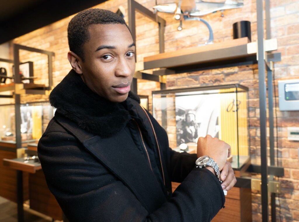 利兹店10日开业