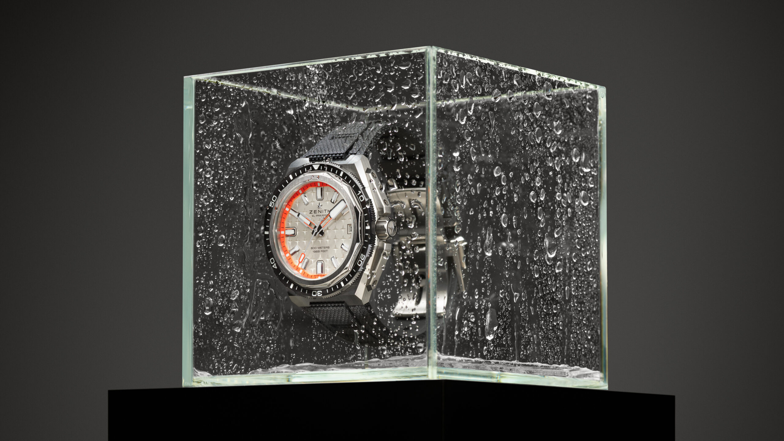 Destinee & Lex / In Time (正規CDR) Zenith Extends Extreme Diver Line