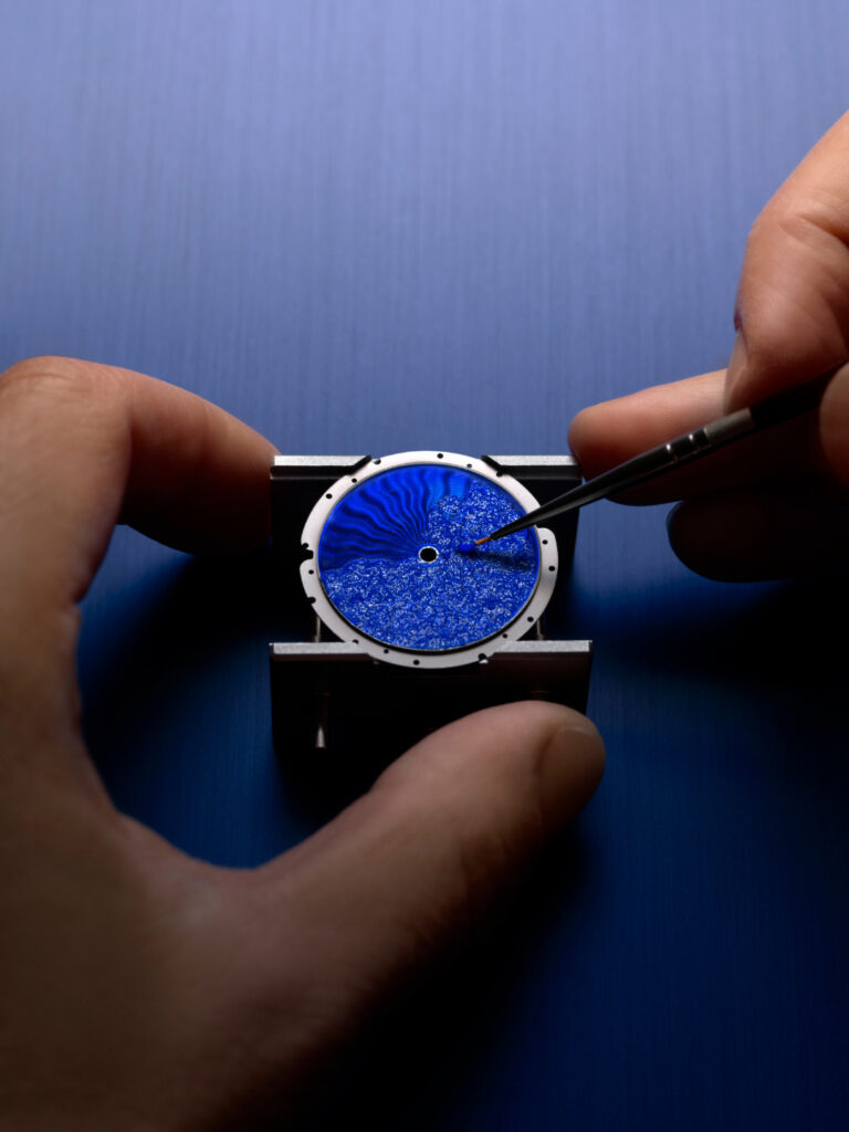 Louis Vuitton Escale Platinum