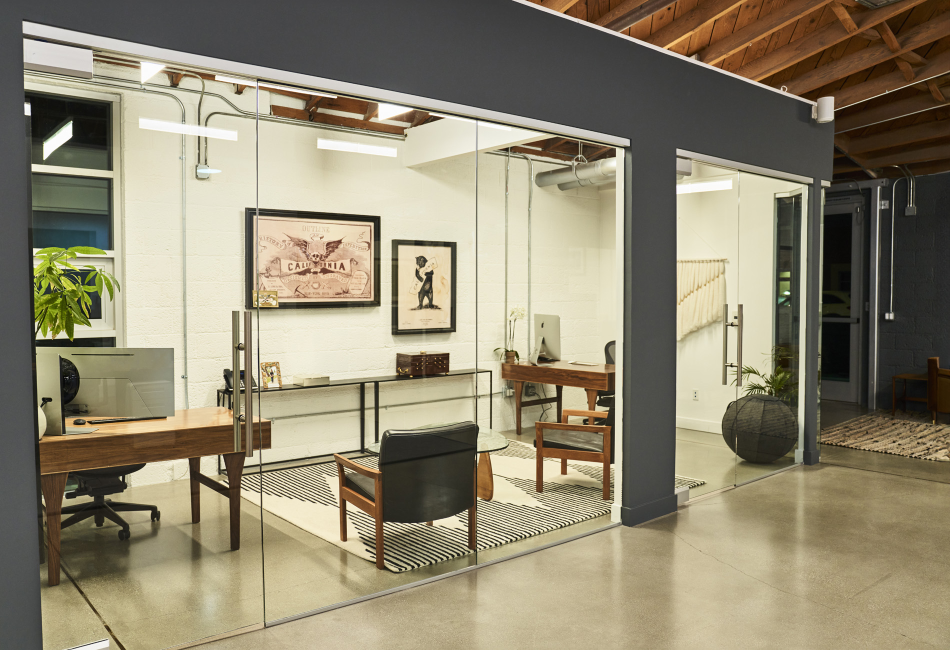 WOLF office