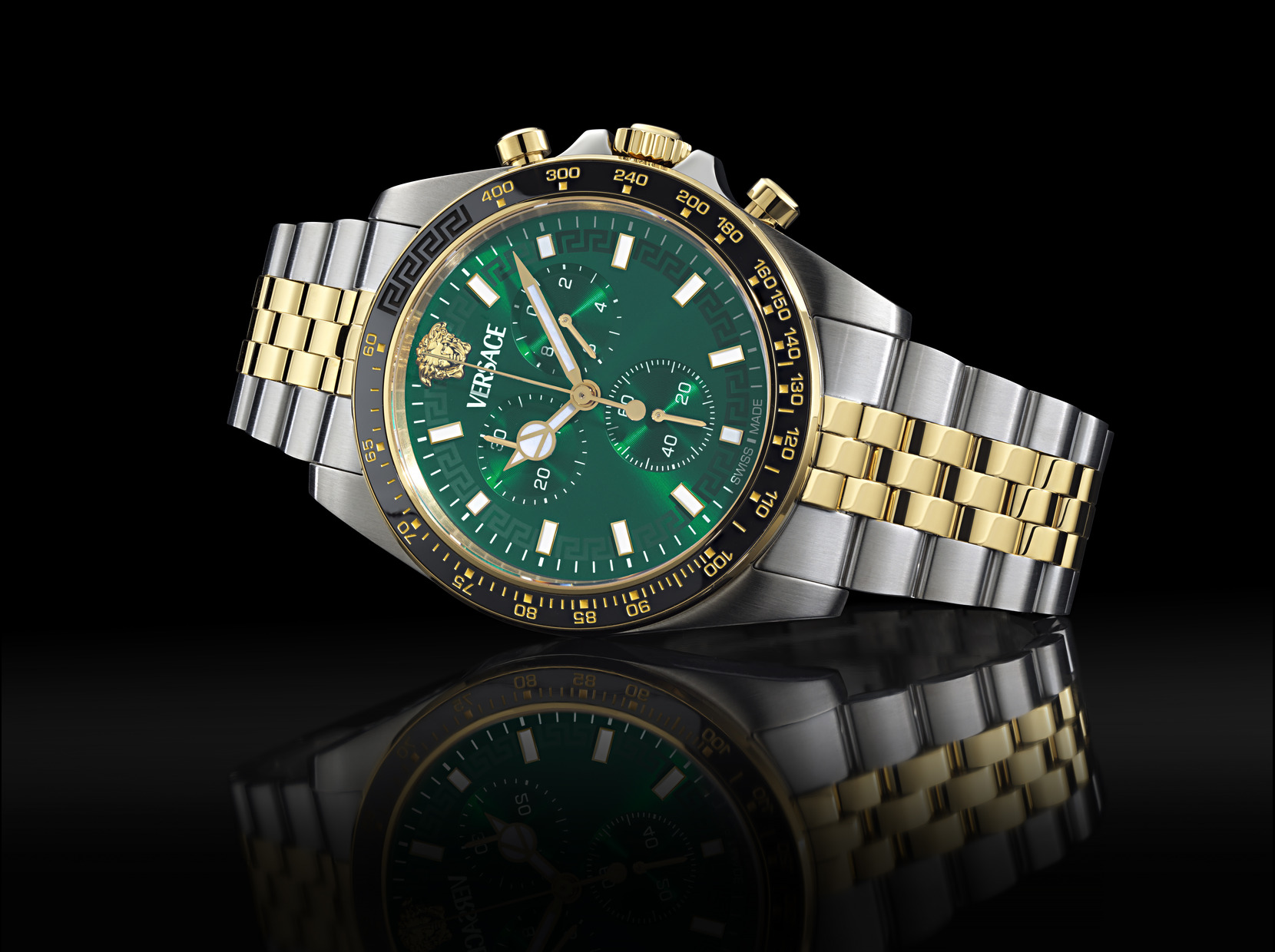 美品/稼働+完品】VERSACE CHARACTER CHRONO 【公式通販】