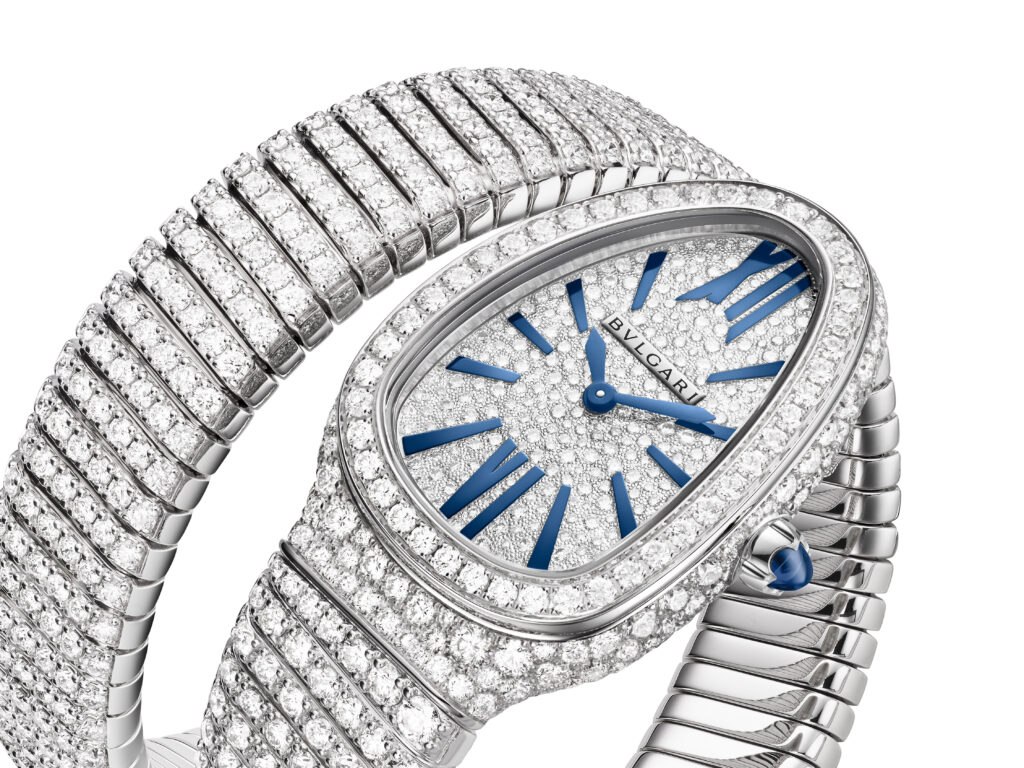 Diamonds ☆BVLGARI☆ SERPENTI 替えベルト付き ウォッチ♪ BULGARI DIAMOND 'SERPENTI' WATCH, | Christie's