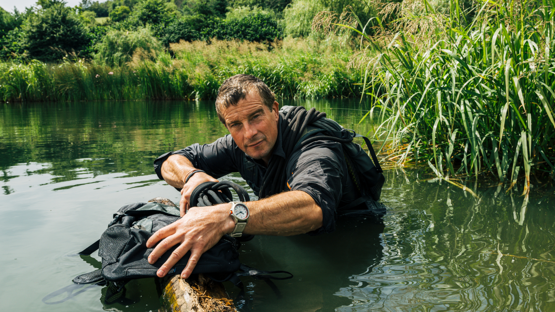 XB.3717-205_BgxLuminox-